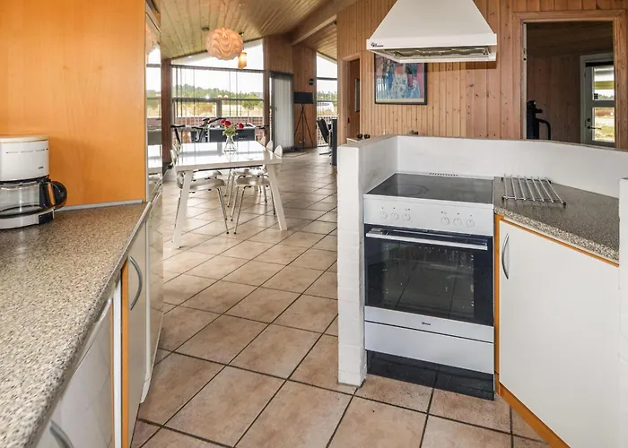 Alexandravej Xi בית נופש לוקן