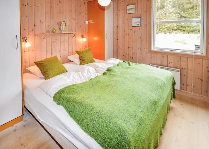 Alexandravej Xi בית נופש לוקן